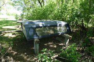 lot 562 image: Topper