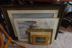 lot 513 image: Assorted Framed Dcor