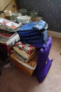lot 521 image: Picnic Basket with Cook Books and Cooler Bags