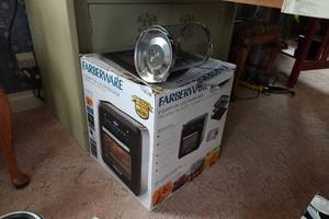 lot 534 image: Farberware 6QT Oil-Less Fryer Oven