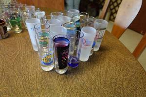lot 822 image: Shot Glasses