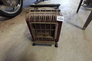 lot 535 image: Propane Personal Heater