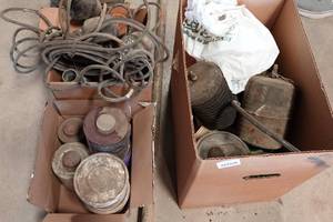 lot 827 image: Assorted Hardware
