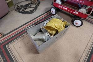 lot 408 image: Metal Box with Buffer and Accessories