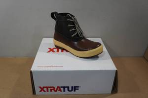 lot 13 image: Xtratuf Womens 6 Legacy Lace Boots - Size 8