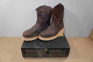lot 18 image: Irish Setter Ashby Mens 9 Pull-On Work Boots Style 83908 - Size 12