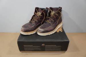 lot 19 image: Irish Setter Ashby Mens 6 Work Boots Style 83605 - Size 8.5