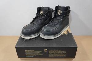 lot 21 image: Irish Setter Ashby Mens 6 Work Boots Style 83652 - Size 8