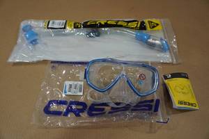 lot 109 image: Cressi Onda Snorkel Set
