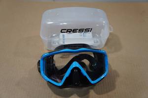lot 112 image: Cressi Pano 3 Mask