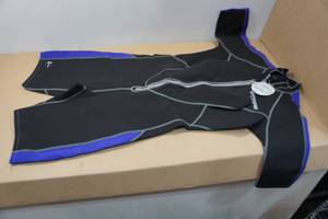 lot 118 image: Cressi Lido Womens 2mm Wetsuit - XXL6, Purple