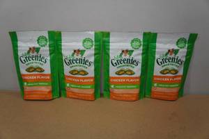 lot 133 image: 4 Feline Greenies Smartbites Treats for Cats - 2.1oz