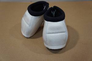 lot 139 image: Professionals Choice Bell Boots - XL