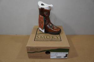 lot 145 image: Smoky Mountain Boots - Toddler Size 5