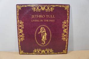 lot 101M image: Jethro Tull Living in the Past Vinyl Record