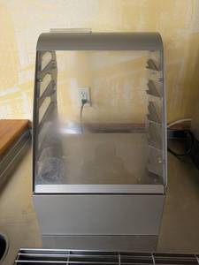 lot 22 image: COMMERCIAL RESTAURANT COOKIE DISPLAY