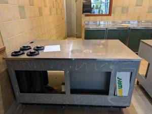 lot 31 image: DUKES STAINLESS STEEL DRINK DISPENSER COUNTER