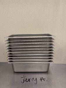 lot 48 image: 10 STAINLESS STEEL 13 STEAM TABLE PANS