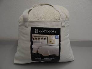 Queen 3 Piece Comforter set