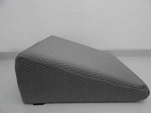 lot 161 image: Cooling Memory Foam Wedge Pillow