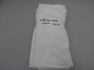 lot 180 image: Set of 12 Washcloths