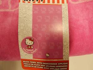 lot 67 image: Hello Kitty Beach Towel