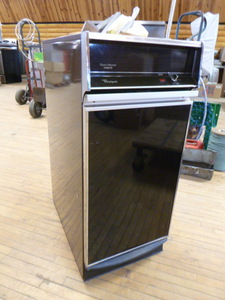 lot 20 image: Whirlpool Portable Trash Masher Compactor