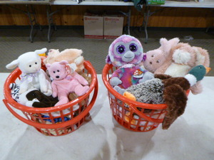 lot 31 image: 2 Baskets of Beanie Babies and Stuff Animals
