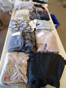 lot 42 image: Variety of Womens Clothing