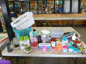 lot 51 image: Household Items