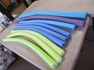 lot 81 image: 9 Pool Noodles