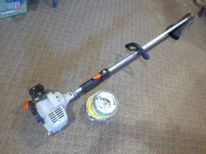 lot 99 image: Echo 30 Weed Trimmer