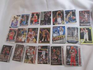 lot 10 image: 20 Assorted Basketball Cards...