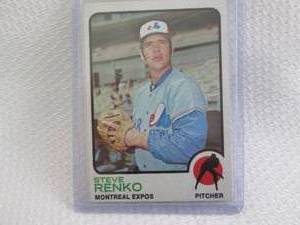lot 89 image: 1973 Topps Steve Renko #623 Card...