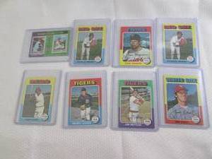 lot 99 image: 8 Assorted Baseball Cards...