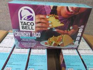 lot 113 image: 12- 8.85 oz Taco Bell Crunchy Dinne...