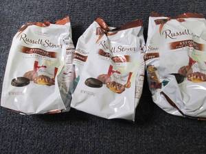 lot 227 image: 3- 6 oz Russell Stover Assorted Cho...