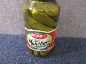 lot 268 image: 2- 32 oz Gedney Mini Munchers...