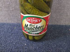 lot 269 image: 2- 32 oz Gedney Mini Munchers...