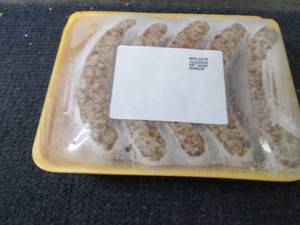 lot 309 image: CC 2.5 lb FROZEN Traditional Bratwu...