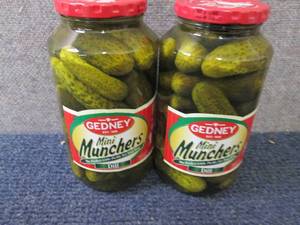 lot 317 image: 2- 32 oz Gedney Mini Munchers...