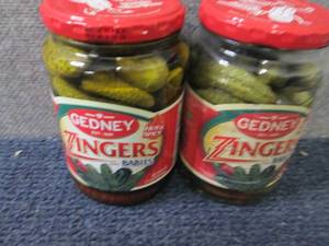 lot 324 image: 2- 24 oz Gedney Zingers Dill Babies...