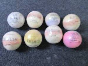 lot 346 image: 8- 4.9 oz or 4 oz Assorted Bath Bom...