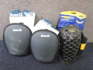 lot 370 image: 1 pr QEP ProMax Gel Knee Pads with ...