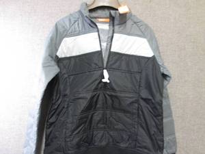 lot 378 image: 2 each Cutter & Buck Womens  Thaw ...