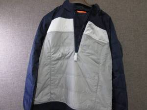 lot 379 image: 2 each Cutter & Buck Womens  Thaw ...