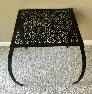 lot 24 image: Black Metal Accent Table