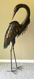 lot 25 image: Decorative Metal Crane Figurine