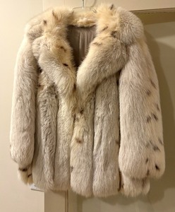 lot 54 image: Vintage Fine Fur Coat