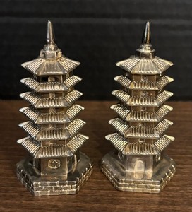 lot 58 image: Stunning Silver Plated Pagoda Salt and Pepper Shakers